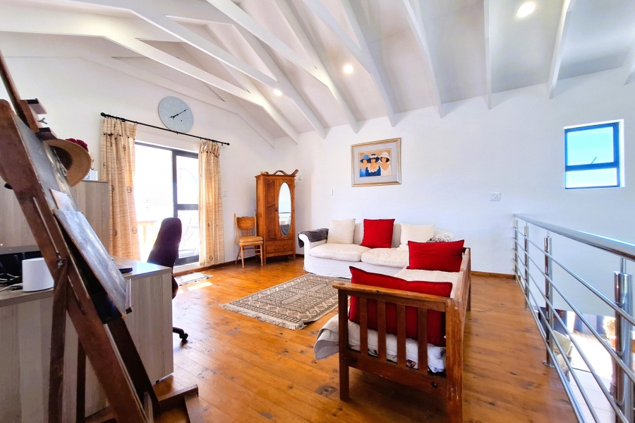 3 Bedroom Property for Sale in Sandy Point Western Cape